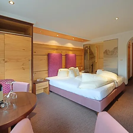 Arnika 4*