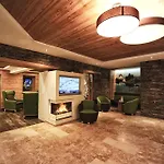 Arnika 4*