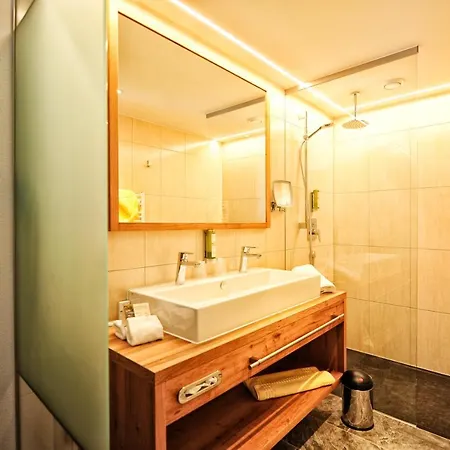 Arnika Otel Ischgl