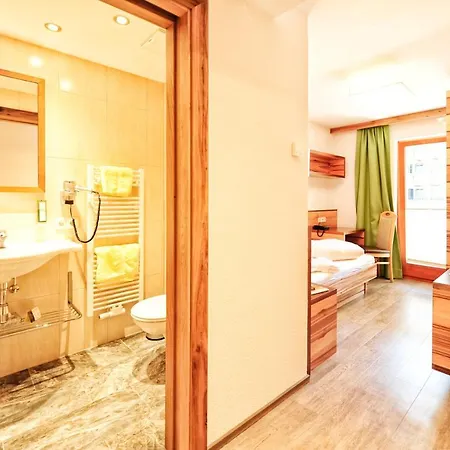 Arnika Otel Ischgl