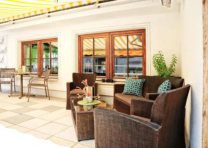 Ξενοδοχείο Arnika Ισγκλ