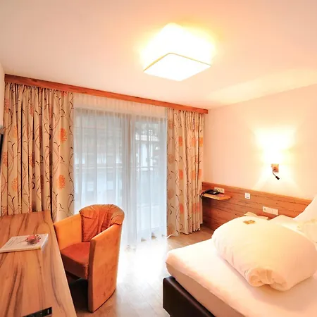 Hotel Arnika 4*