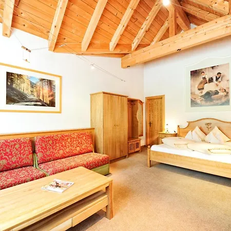Hotel Arnika 4*